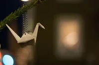 Og vel hjemme i Harstad på juleferie pyntet vi juletrær. I sentrum, med papirtraner - naturligvis. Ringen er sluttet :p