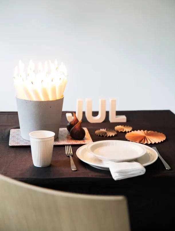 Christmas table setting with origami